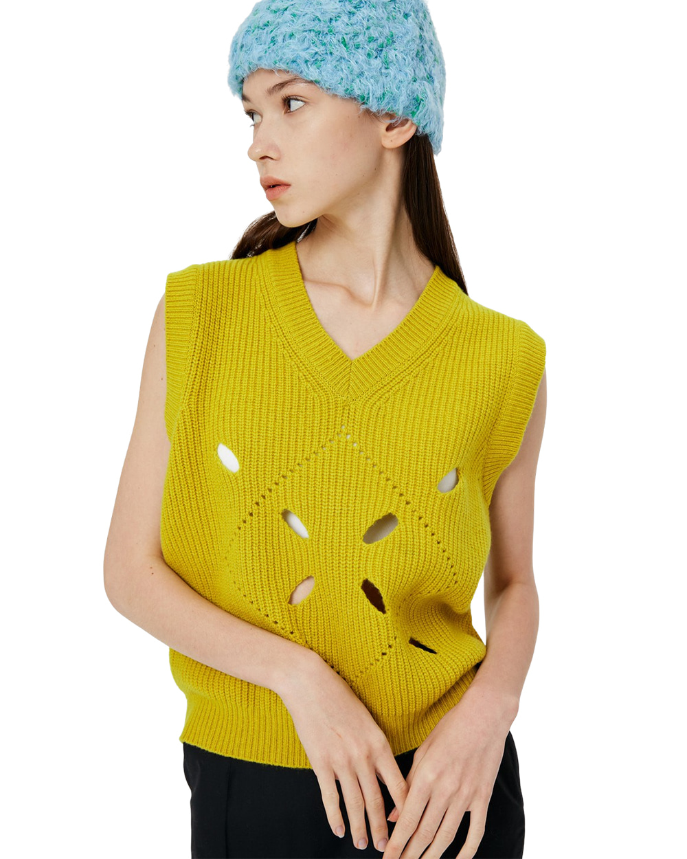 문선 Argyle Hole Knit Vest (Mustard)
